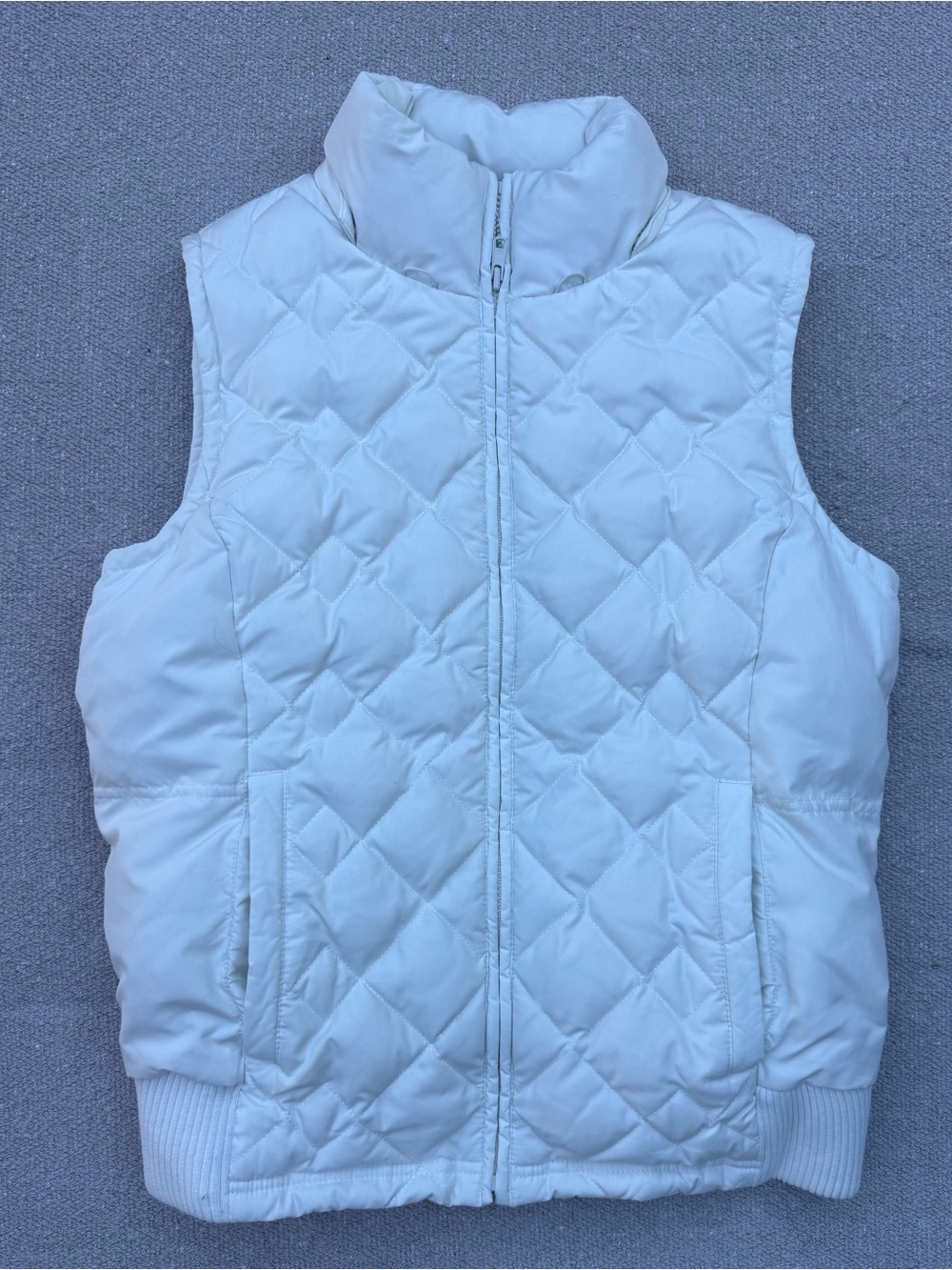 LOFT Women’s White Quilted Puffer Vest - See description